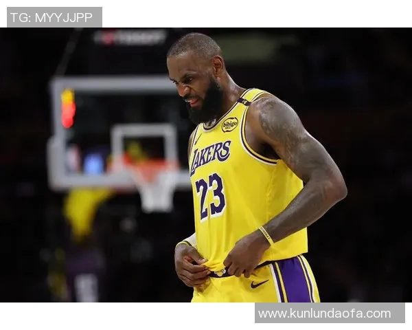 03年NBA季后赛湖人与森林狼的经典对决回顾与分析