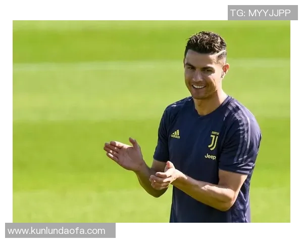 尤文图斯与阿贾克斯激战正酣CCTV5全程直播精彩瞬间回顾 尤文图斯与阿贾克斯激战正酣CCTV5全程直播精彩瞬间回顾